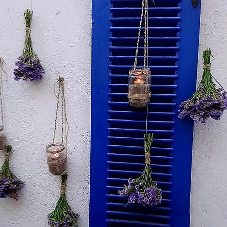 Small Traditiional Near The Shops And Restaurants In Korissia, Kea Casa de Férias